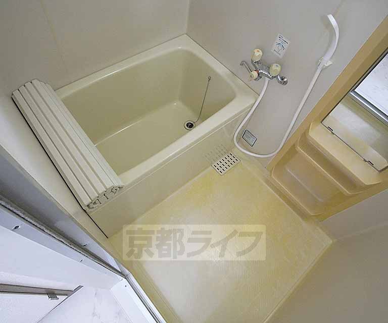 バス・シャワールーム　一日の疲れは取りましょう