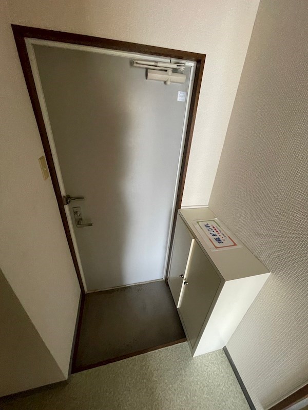ハイツフォーシーズンの玄関写真