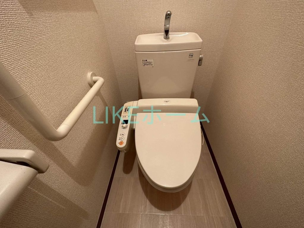 マークサウンドVのトイレ写真