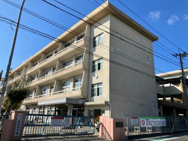 中学校　鹿児島市立紫原中学校（中学校）まで754m