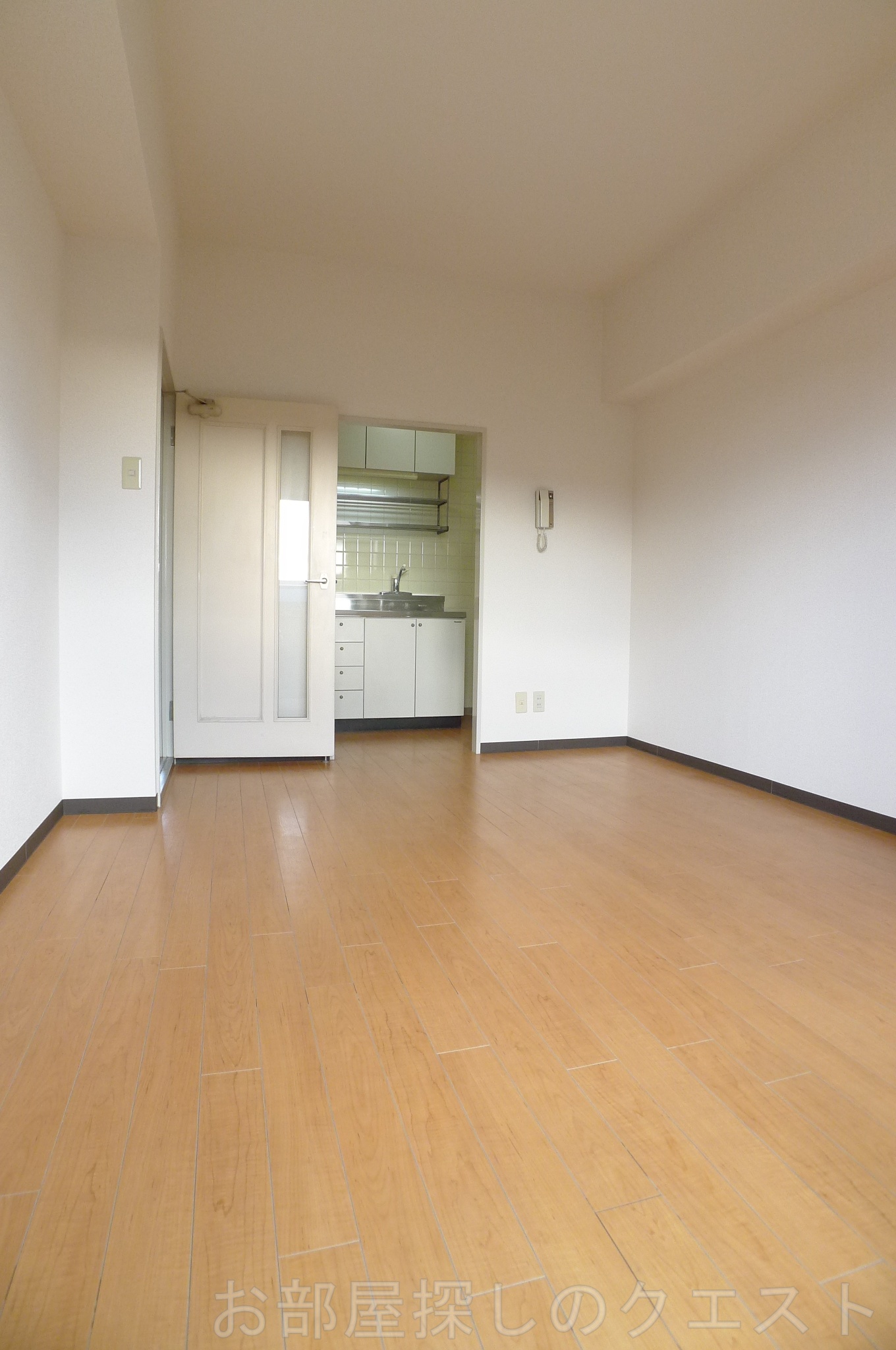 居室・リビング　（写真は同物件イメージ）