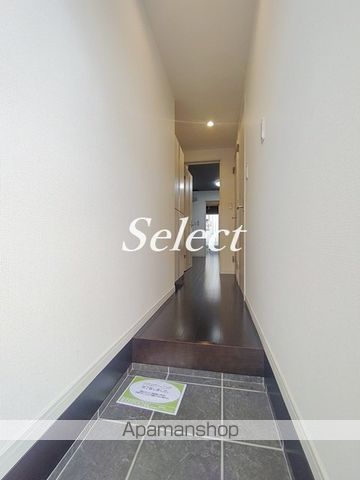ブルーライン 蒔田駅 徒歩10分 3階建 築9年の玄関写真