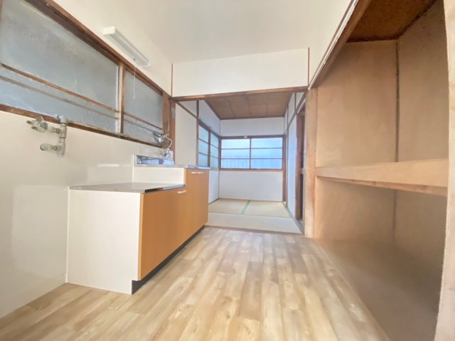 泉が丘3丁目テラスハウスの居間写真