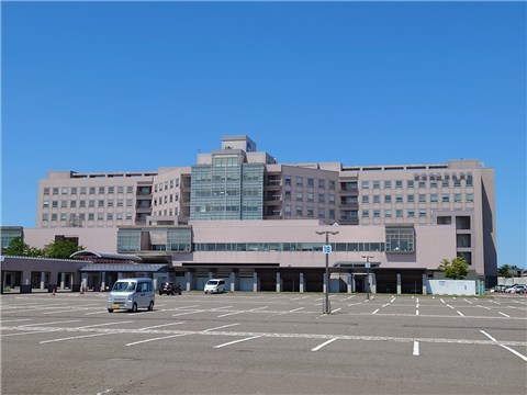 病院　県立中央病院（病院）まで700m