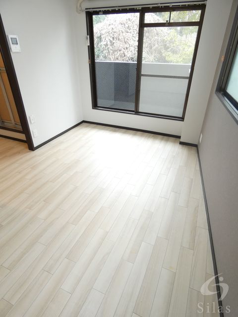 南海高野線 中百舌鳥駅 徒歩4分 3階建 築37年の居間写真