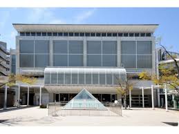 図書館　目黒区立八雲中央図書館（図書館）まで625m