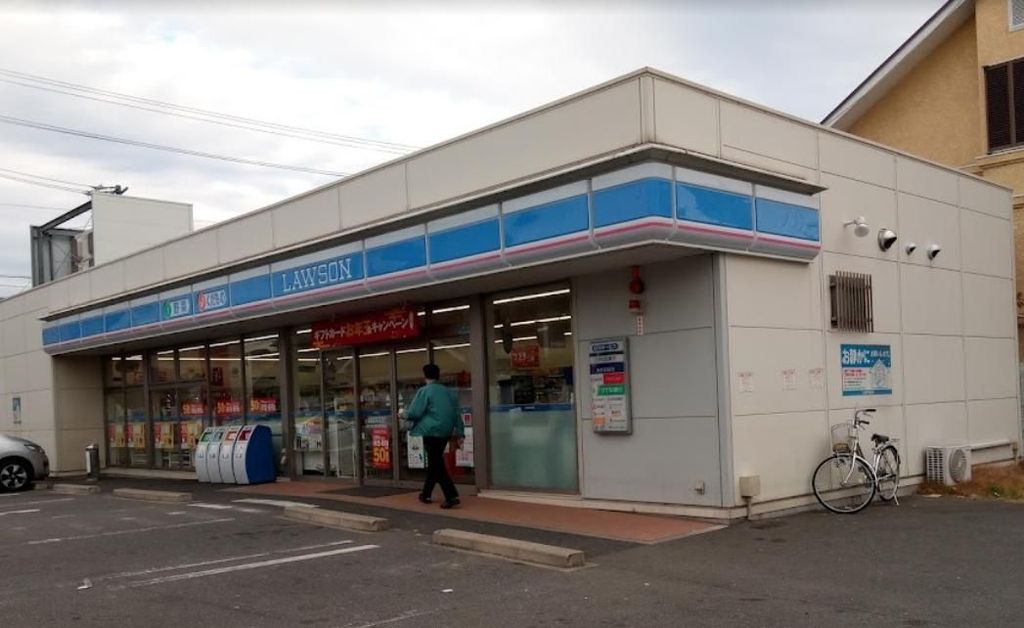 コンビニ　ローソン中川東中島店（コンビニ）まで510m