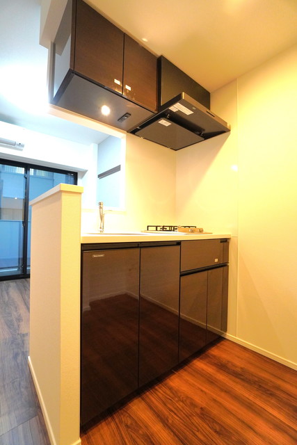 キッチン　※写真は同タイプ住戸です。