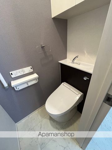 ＪＲ予讃線 上宇和駅 徒歩5分 2階建 築2年のトイレ写真