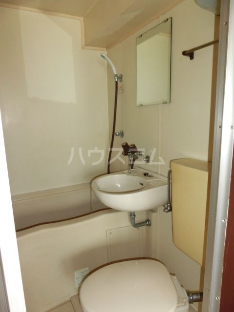 MONOLITHのトイレ写真