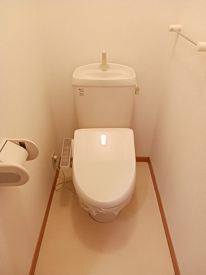 グリーンビレッジA棟のトイレ写真