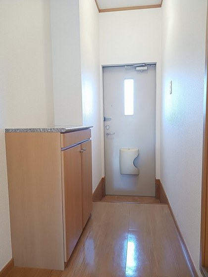 グリーンビレッジA棟の玄関写真