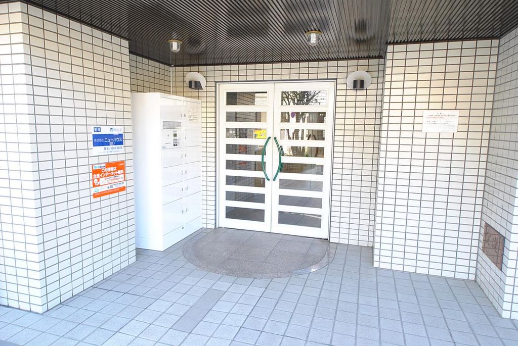 エントランス　エントランス
