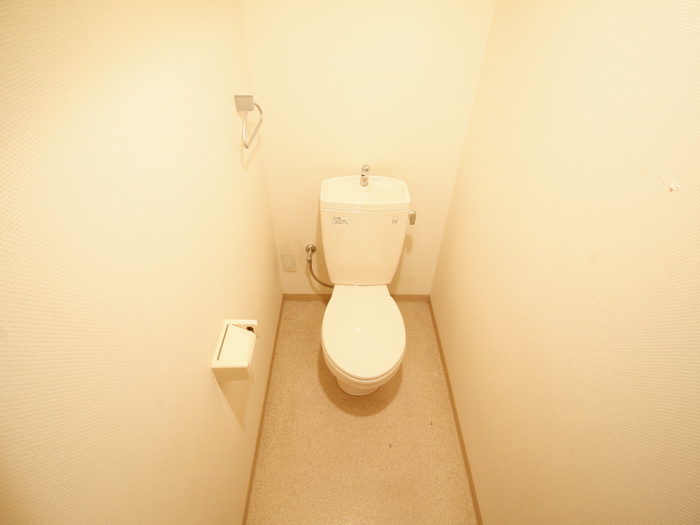 ＪＲ博多南線 博多南駅 徒歩33分 6階建 築21年のトイレ写真