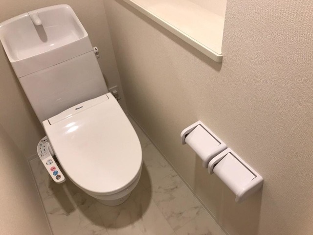 トイレ　参考画像