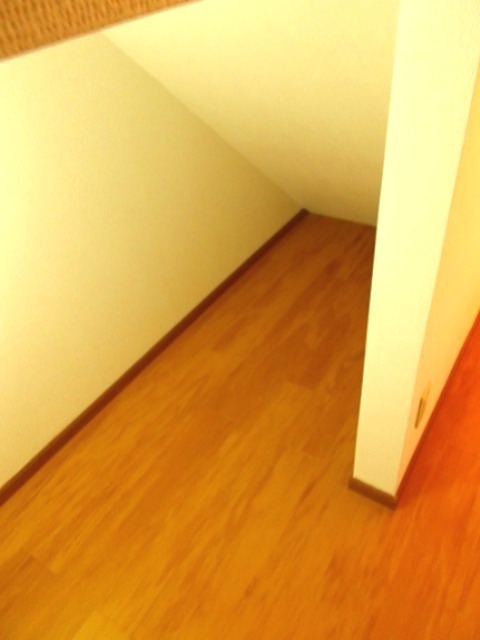 その他　階段下収納
