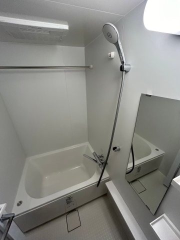 バス・シャワールーム　日々の疲れを癒すお風呂付です