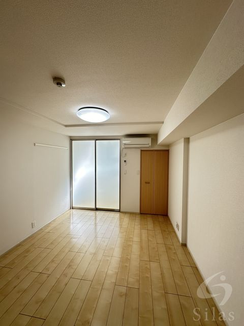 地下鉄中央線 深江橋駅 徒歩2分 5階建 築11年の居間写真