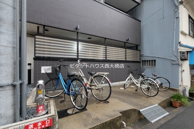 駐車場　駐輪場