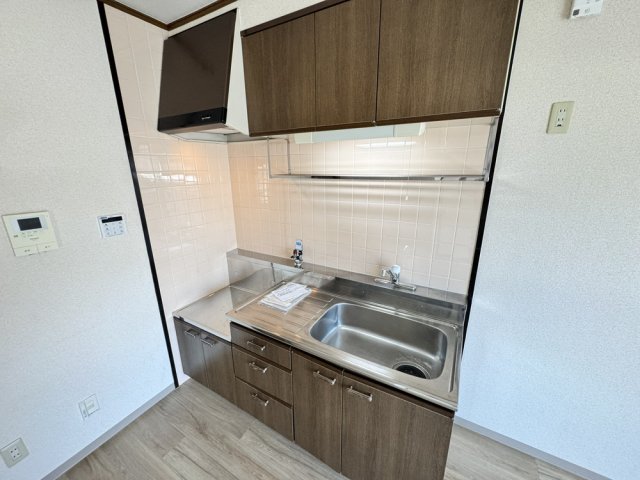 近鉄大阪線 恩智駅 徒歩7分 3階建 築34年のキッチン写真
