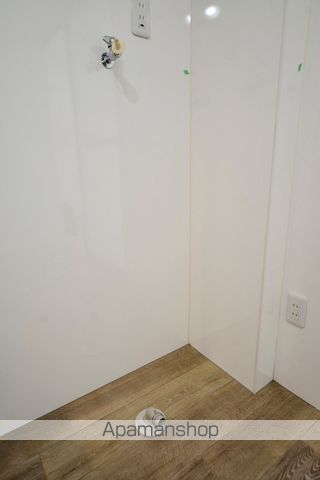 三軒茶屋マンションの内装写真