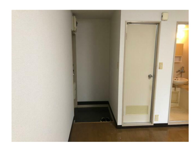 玄関　ゆったりとした玄関です