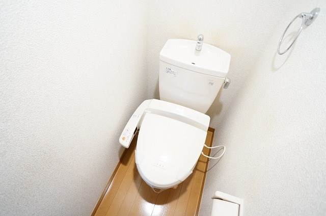 トイレ　別号室イメージ