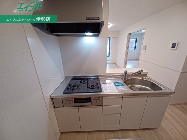 キッチン　同タイプのお部屋の参考写真です。