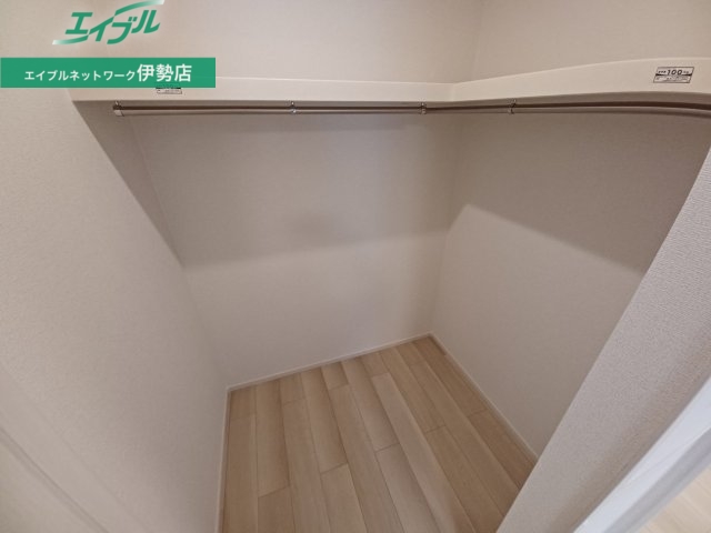 収納　同タイプのお部屋の参考写真です。