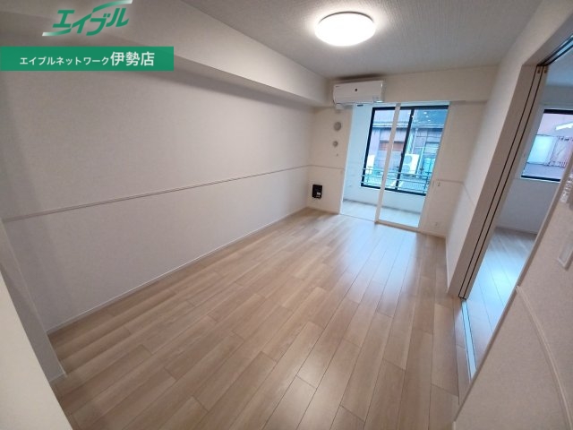居室・リビング　同タイプのお部屋の参考写真です。