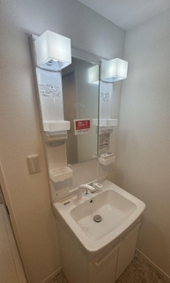 洗面設備　参考写真です。