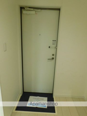 地下鉄名城線 志賀本通駅 徒歩8分 2階建 築10年の玄関写真