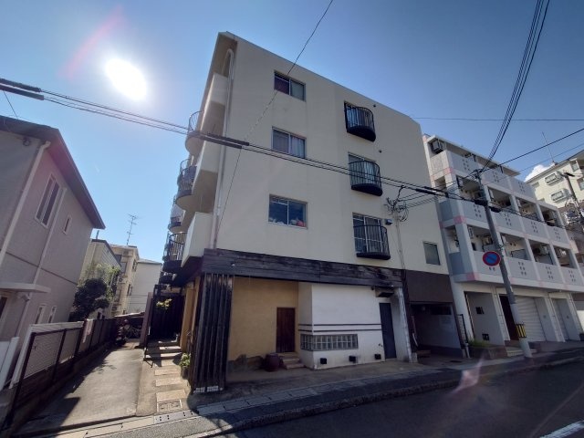 リアライズ御影の外観写真