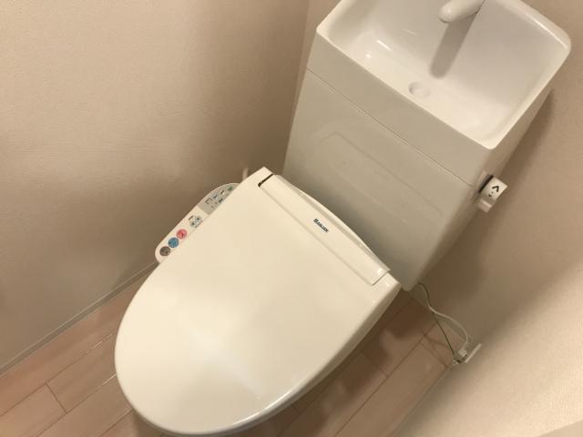 トイレ　シャワー付トイレ