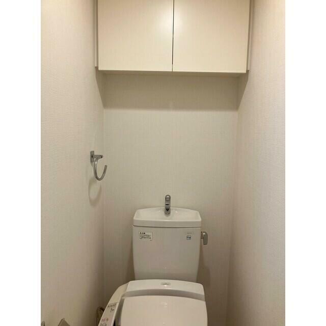 トイレ　※別部屋の参考写真です。