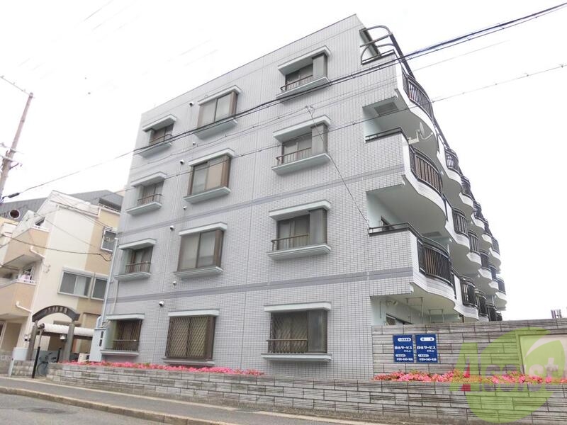 建物外観　立派な外観
