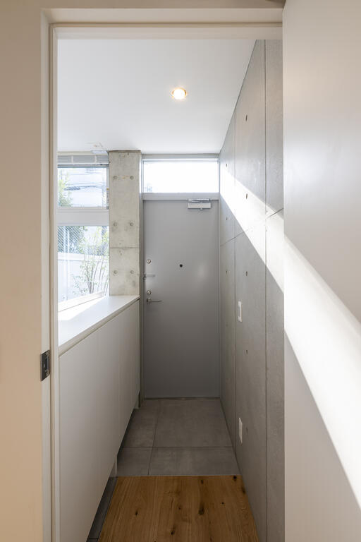 ARK HOUSE 小石川の玄関写真