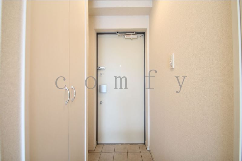 プレールドゥーク銀座イーストIIの玄関写真