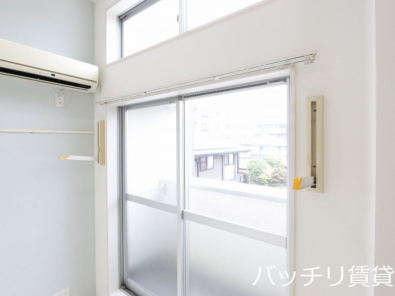 バルコニー　別号室写真の為、現況を優先いたします。