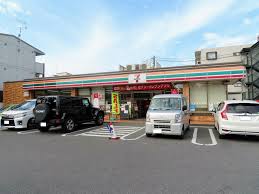 コンビニ　セブンイレブン南柏駅東口店（コンビニ）まで391m