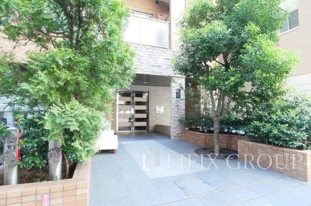 都営浅草線 浅草駅 徒歩1分 15階建 築20年の外観写真