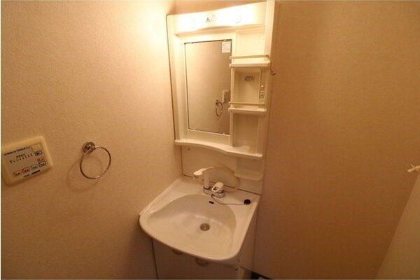 アンプルール茨木の内装写真