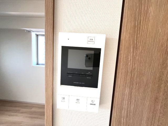 セキュリティ　写真は、他部屋の同間取りとなっております。