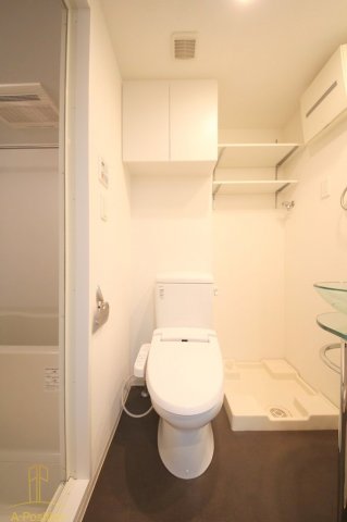 洗面設備　SERENiTE本町エコート
