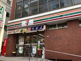 コンビニ　セブンイレブン 高田馬場1丁目店（コンビニ）まで114m