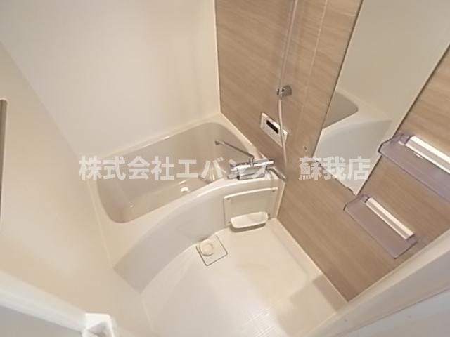 バス・シャワールーム　日々の疲れを癒すお風呂付です