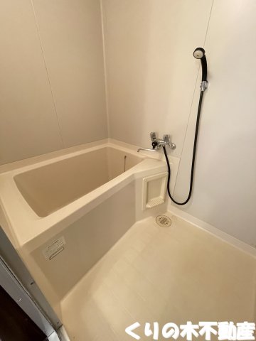 バス・シャワールーム　日々の暮らしに欠かせないお風呂です