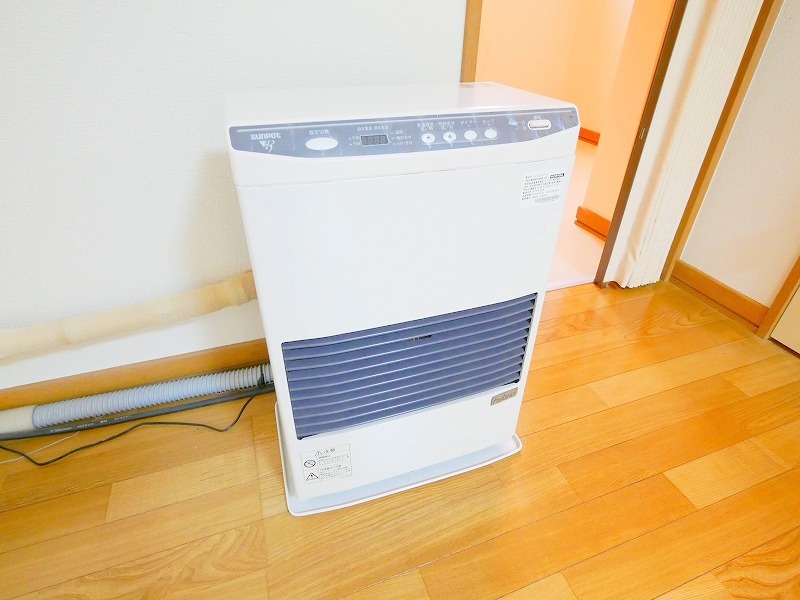 その他　灯油FF暖房がございます♪