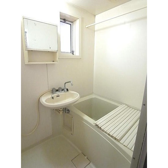 バス・シャワールーム　バス