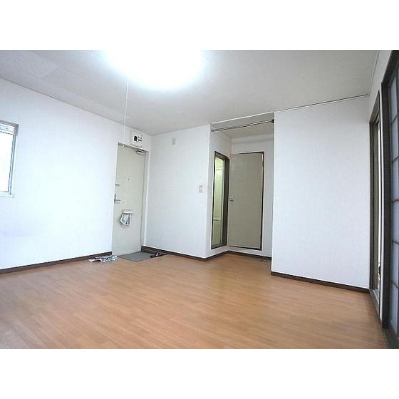 居室・リビング　※写真は同型別室のものです。現況優先となります。